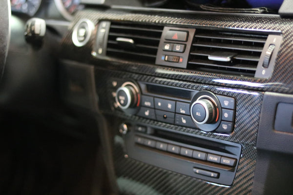 Dinmann CF | BMW E9X | Trim panel, HVAC Cover – DINMANN Dinmann CF | BMW E9X | Trim panel, HVAC Cover – DINMANN