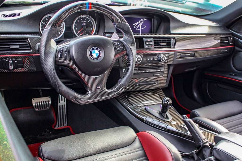 Dinmann CF Steering Wheel | E8X-1M | E9X M3 | - DCT $300 refund option